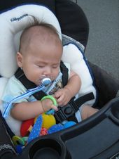 baby2007/2008-07-26_nolan_1st_stroller_ride/IMG_3227_800.jpg