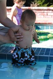 baby2007/2008-08-02_kids_swimming/IMG_1877_800.jpg