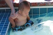 baby2007/2008-08-02_kids_swimming/IMG_1881_800.jpg