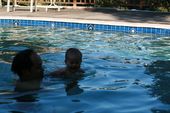 events/2008-09-06_nolan_tulia_camila_swimming/IMG_2087_800.jpg