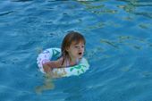 events/2008-09-06_nolan_tulia_camila_swimming/IMG_2091_800.jpg