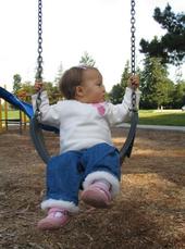 tulia/2006-03-08_Tulia_Tire_Swing//IMG_5247_800.jpg