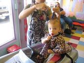 tulia/2006-08-24_haircut/IMG_1142_800.jpg