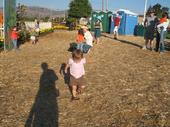 tulia/2006-10-08_pumpkin_patch/IMG_1427_800.jpg