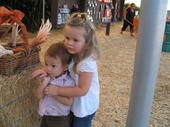 tulia/2006-10-08_pumpkin_patch/IMG_1486_800.jpg