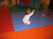 tulia/2006_feb_gymboree/IMG_0058_800.jpg